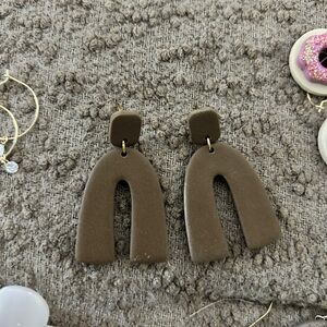 Brown Geometric Dangle Earrings